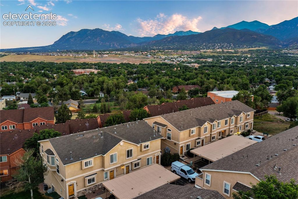 1479 Madison Ridge Heights B, Colorado Springs, CO 80904