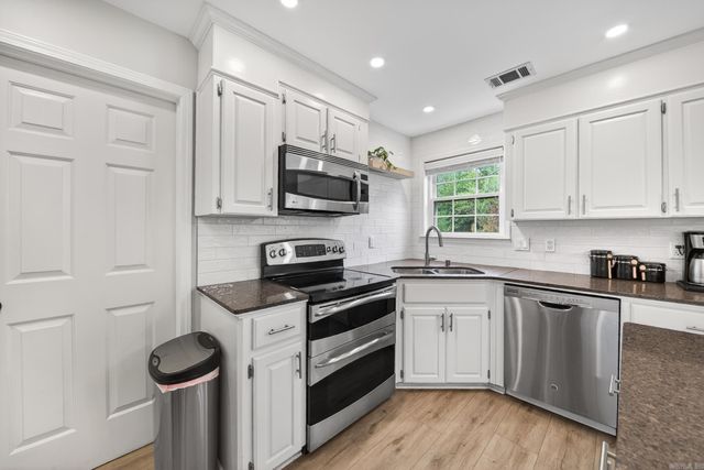 12 N Sunland Drive, Cabot, AR 72023