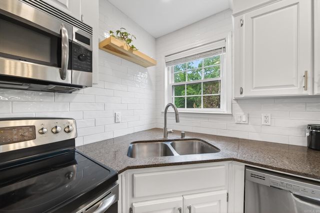 12 N Sunland Drive, Cabot, AR 72023