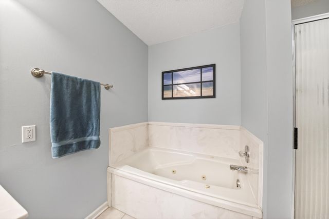 12 N Sunland Drive, Cabot, AR 72023