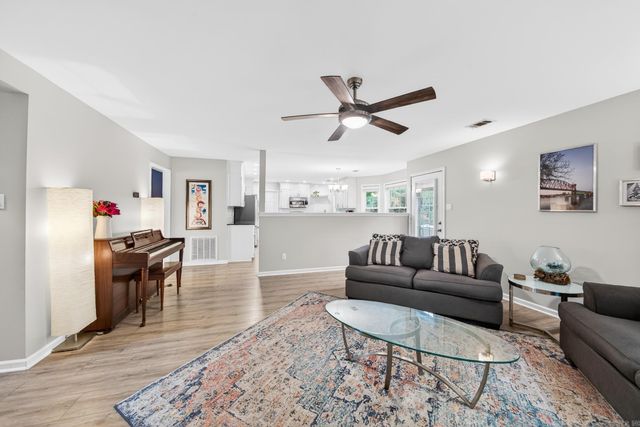 12 N Sunland Drive, Cabot, AR 72023