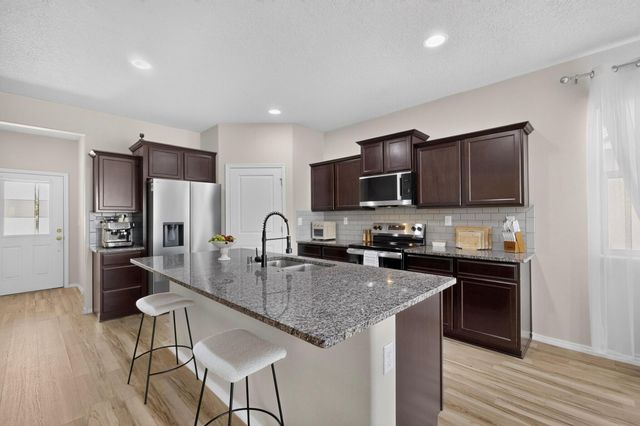 1729 Valle Vista Road NW, Los Lunas, NM 87031