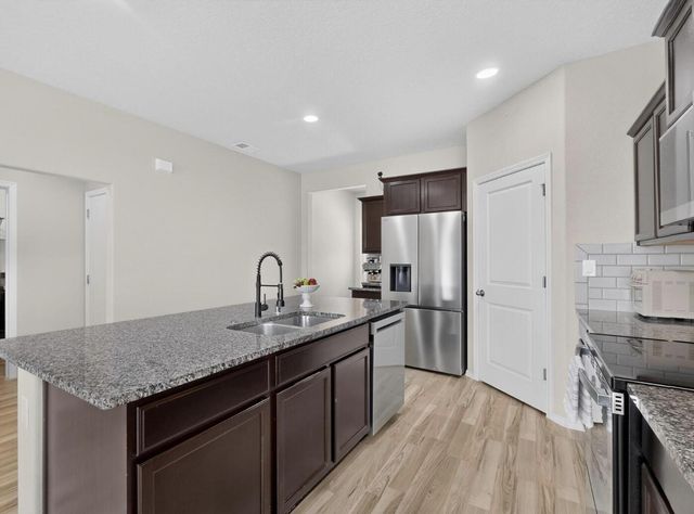 1729 Valle Vista Road NW, Los Lunas, NM 87031