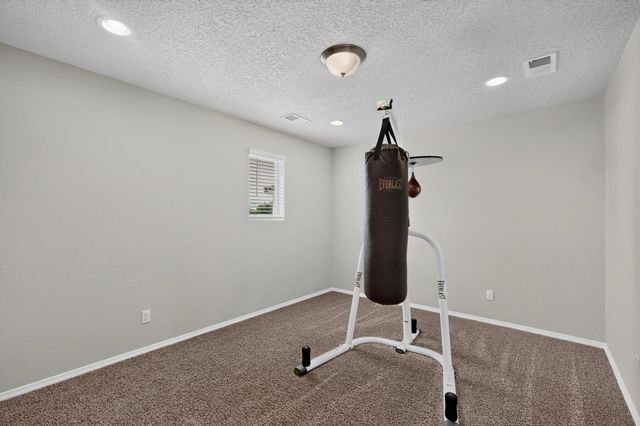 1729 Valle Vista Road NW, Los Lunas, NM 87031
