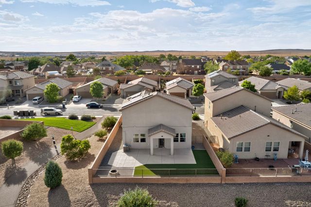 1729 Valle Vista Road NW, Los Lunas, NM 87031