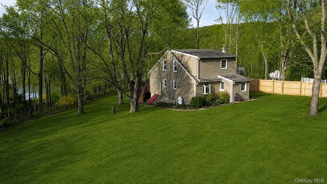 8 Randall Plaza, Port Jervis, NY 12771