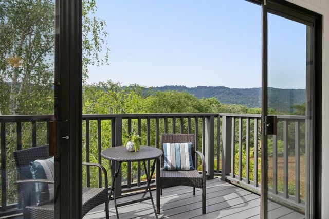 120 Deer Meadow Lane, Portola Valley, CA 94028