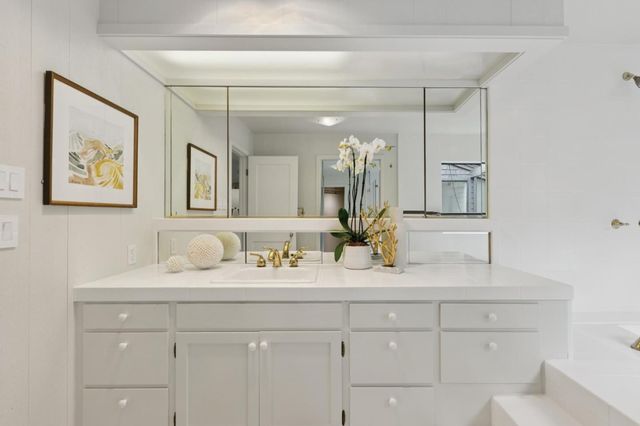 120 Deer Meadow Lane, Portola Valley, CA 94028