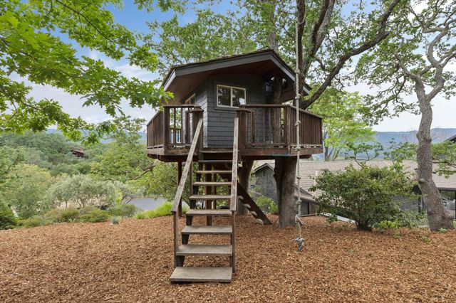 120 Deer Meadow Lane, Portola Valley, CA 94028