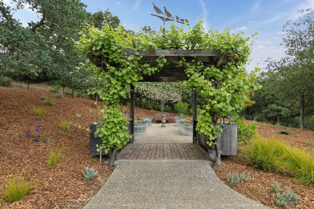 120 Deer Meadow Lane, Portola Valley, CA 94028