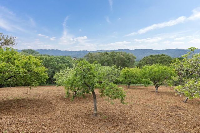 120 Deer Meadow Lane, Portola Valley, CA 94028