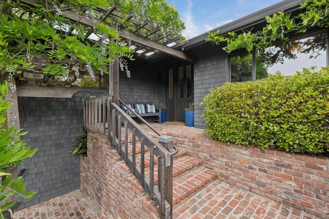 120 Deer Meadow Lane, Portola Valley, CA 94028