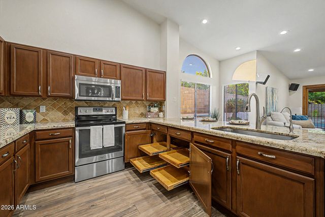 14843 S 27TH Street, Phoenix, AZ 85048
