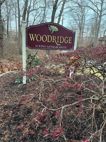 11 King Arthur Drive 2F, East Lyme, CT 06357