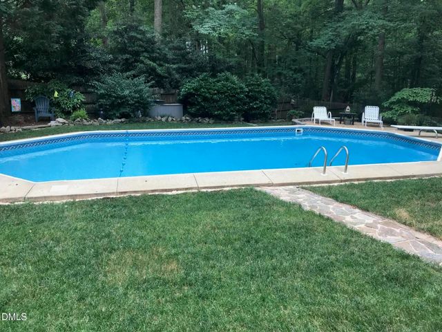 429 Grosvenor Drive, Raleigh, NC 27615