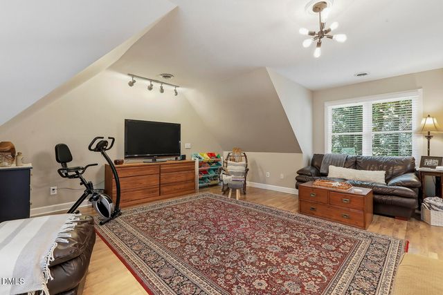429 Grosvenor Drive, Raleigh, NC 27615
