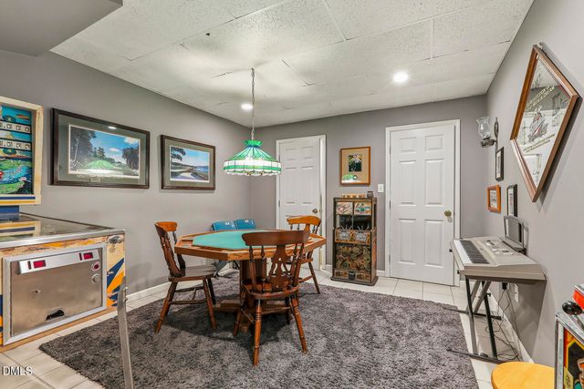 429 Grosvenor Drive, Raleigh, NC 27615