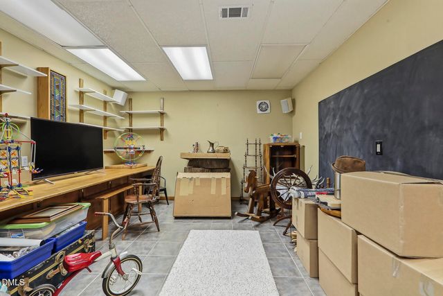 429 Grosvenor Drive, Raleigh, NC 27615