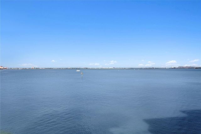 4830 OSPREY DRIVE S 201, St Petersburg, FL 33711