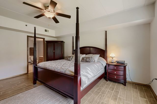 11535 Settlers Pond Way 2C, Orland Park, IL 60467
