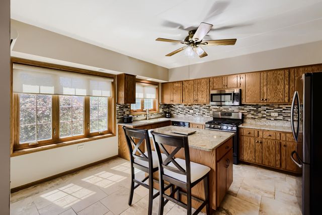 11535 Settlers Pond Way 2C, Orland Park, IL 60467