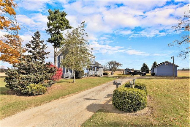 55637 Bennett Road, Leonidas, MI 49066