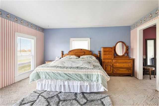 55637 Bennett Road, Leonidas, MI 49066