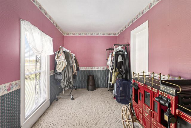 55637 Bennett Road, Leonidas, MI 49066