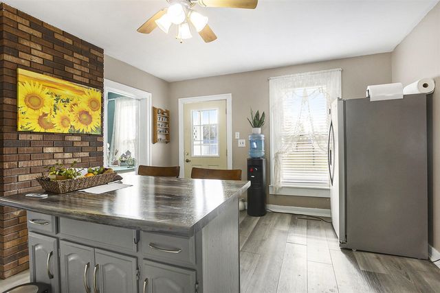 55637 Bennett Road, Leonidas, MI 49066