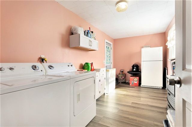 55637 Bennett Road, Leonidas, MI 49066