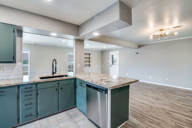 2418 Patricia Lane, Garland, TX 75041