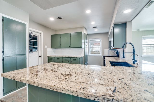 2418 Patricia Lane, Garland, TX 75041