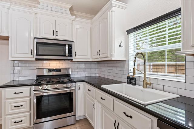 4004 Peck Street, Santa Fe, TX 77517