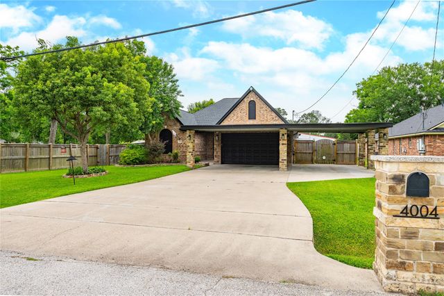 4004 Peck Street, Santa Fe, TX 77517