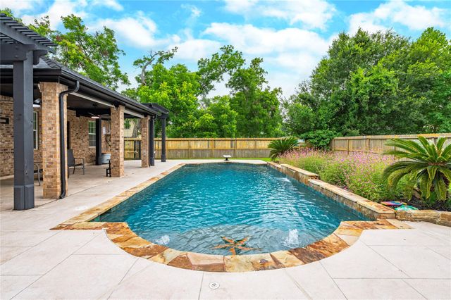 4004 Peck Street, Santa Fe, TX 77517