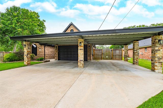4004 Peck Street, Santa Fe, TX 77517