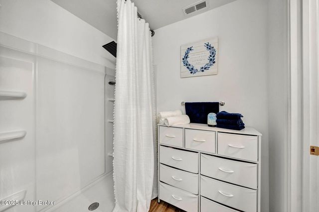 164 Shadow Rock Ct, Shepherdsville, KY 40165