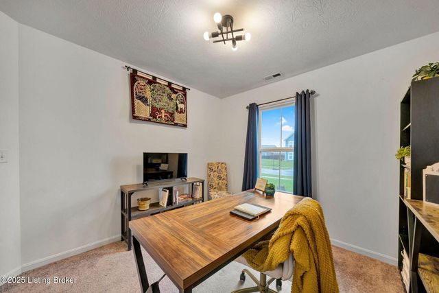 164 Shadow Rock Ct, Shepherdsville, KY 40165