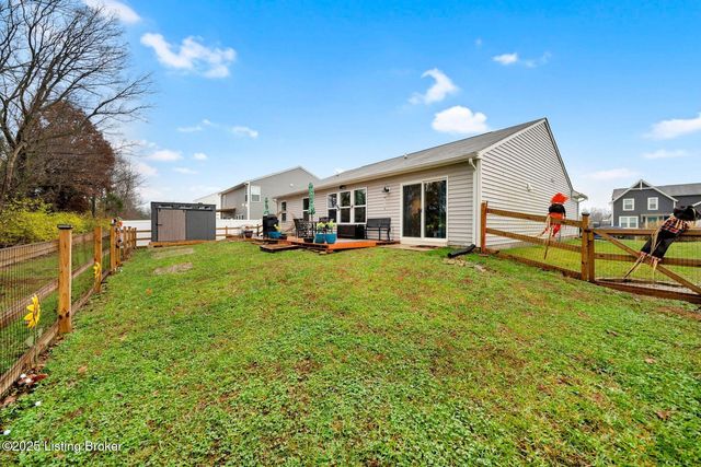 164 Shadow Rock Ct, Shepherdsville, KY 40165