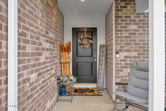 164 Shadow Rock Ct, Shepherdsville, KY 40165