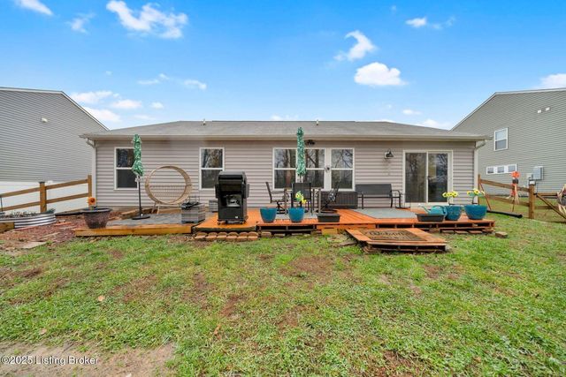 164 Shadow Rock Ct, Shepherdsville, KY 40165