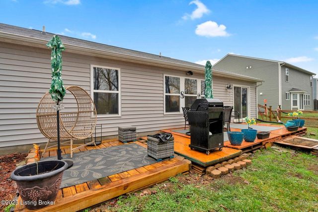 164 Shadow Rock Ct, Shepherdsville, KY 40165