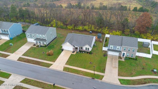 164 Shadow Rock Ct, Shepherdsville, KY 40165