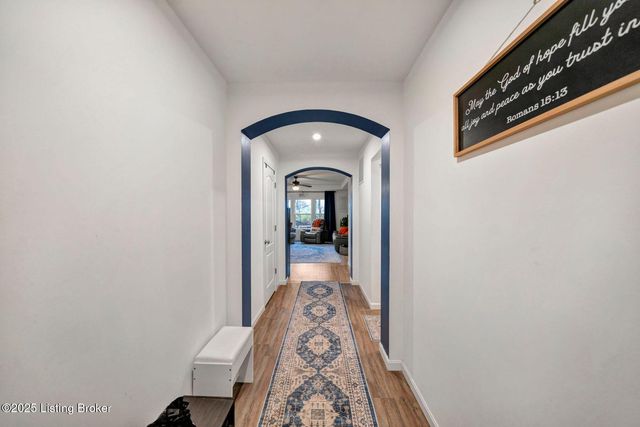 164 Shadow Rock Ct, Shepherdsville, KY 40165