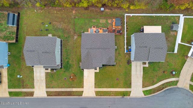 164 Shadow Rock Ct, Shepherdsville, KY 40165