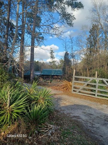 755 Evangeline Drive, Vidor, TX 77662