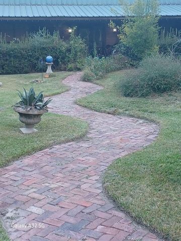 755 Evangeline Drive, Vidor, TX 77662