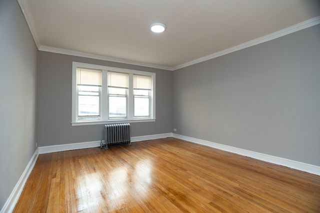 6403 N Bell Avenue 206, Chicago, IL 60645