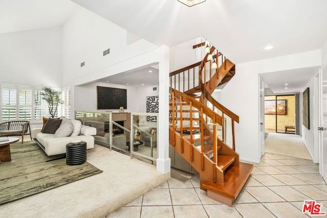 1423 Avenida De Cortez, Pacific Palisades, CA 90272