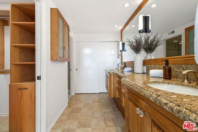 1423 Avenida De Cortez, Pacific Palisades, CA 90272